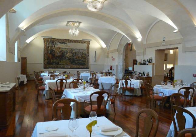 El mejor precio para Hotel Spa  Convento Las Claras. Relájate con los mejores precios de Valladolid